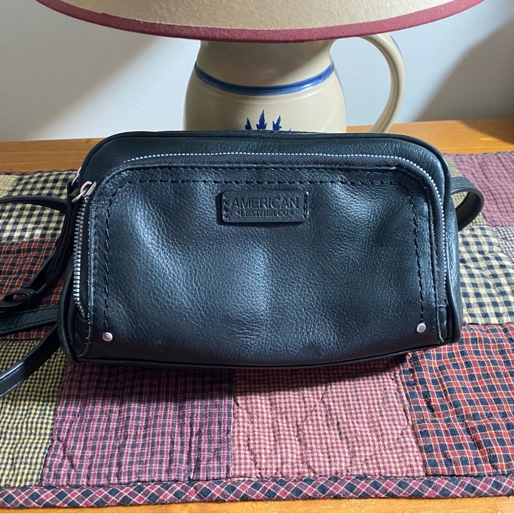 American Leather, Woman’s shoulder or cross body
